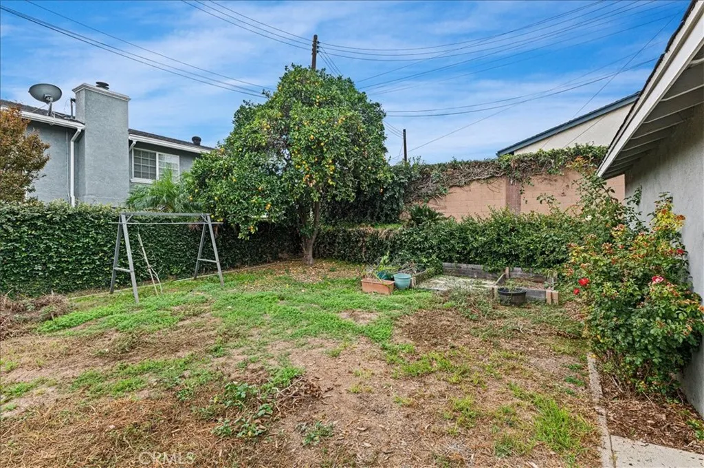 11747 Mollyknoll Avenue, Whittier, California 90604 home-pic-15